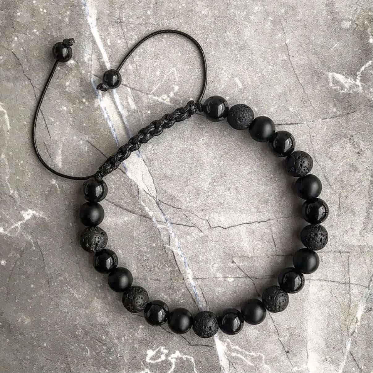 bransoletka męska na sznurku