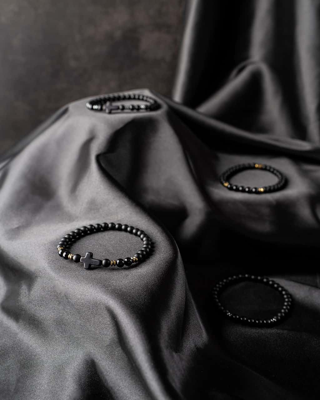 zestaw męskich bransoletek